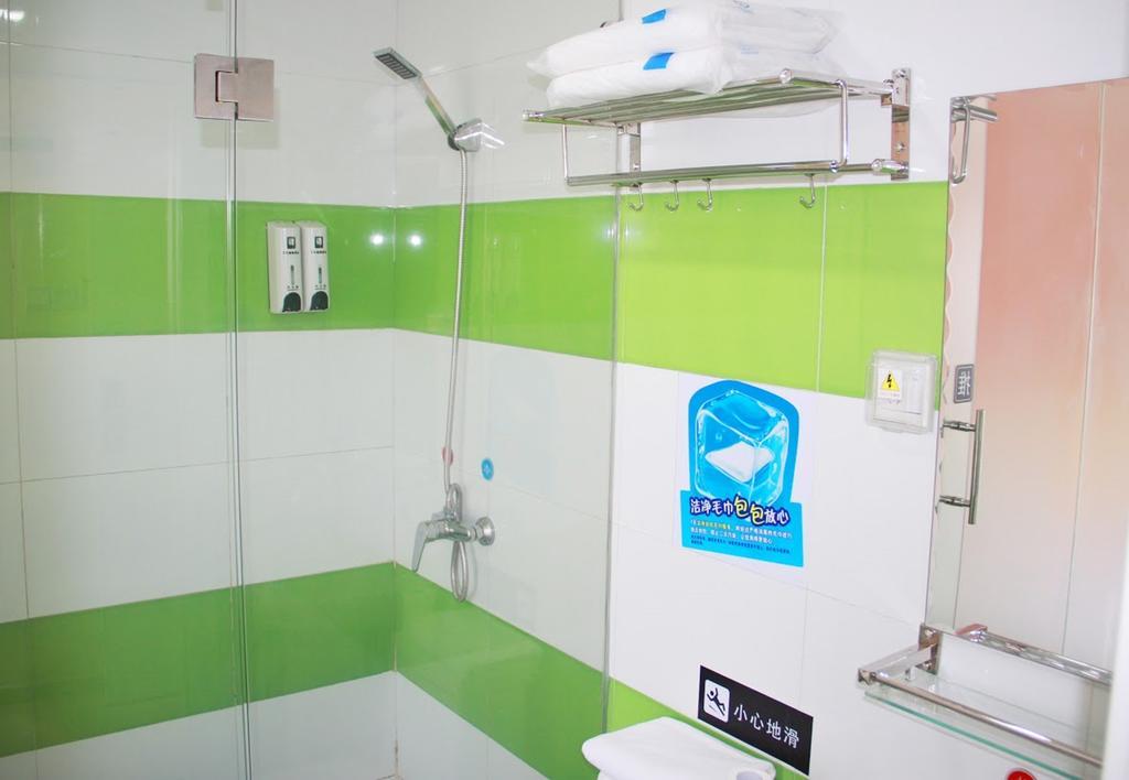 7 Days Inn Meizhou Jiangnan Kedu Commercial Plaza Luaran gambar